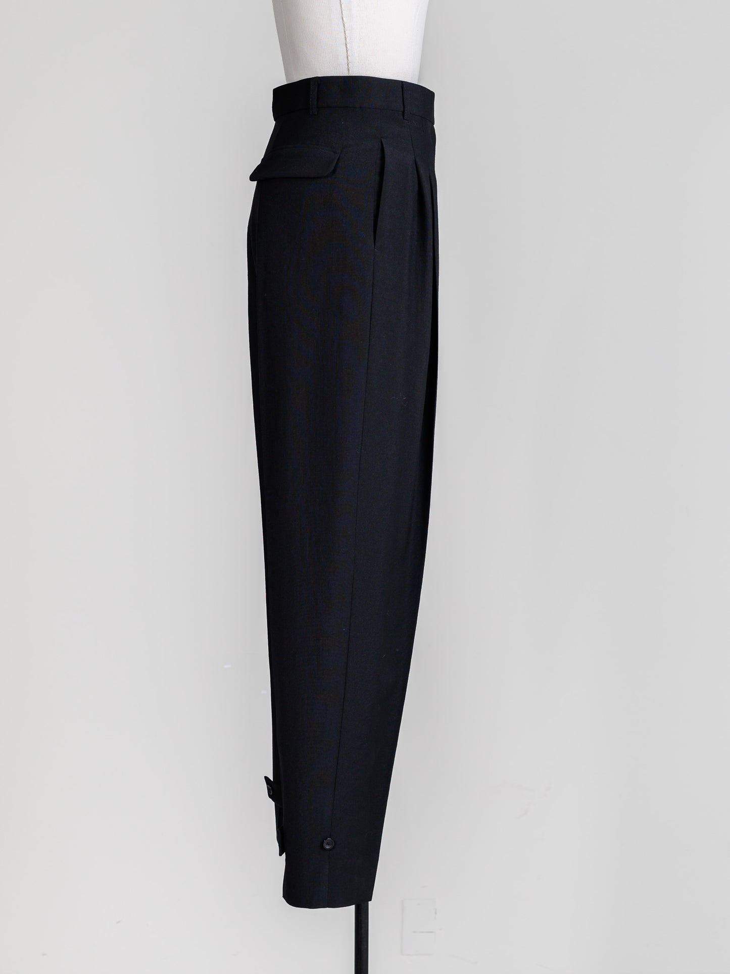 Odessa/back belt pants