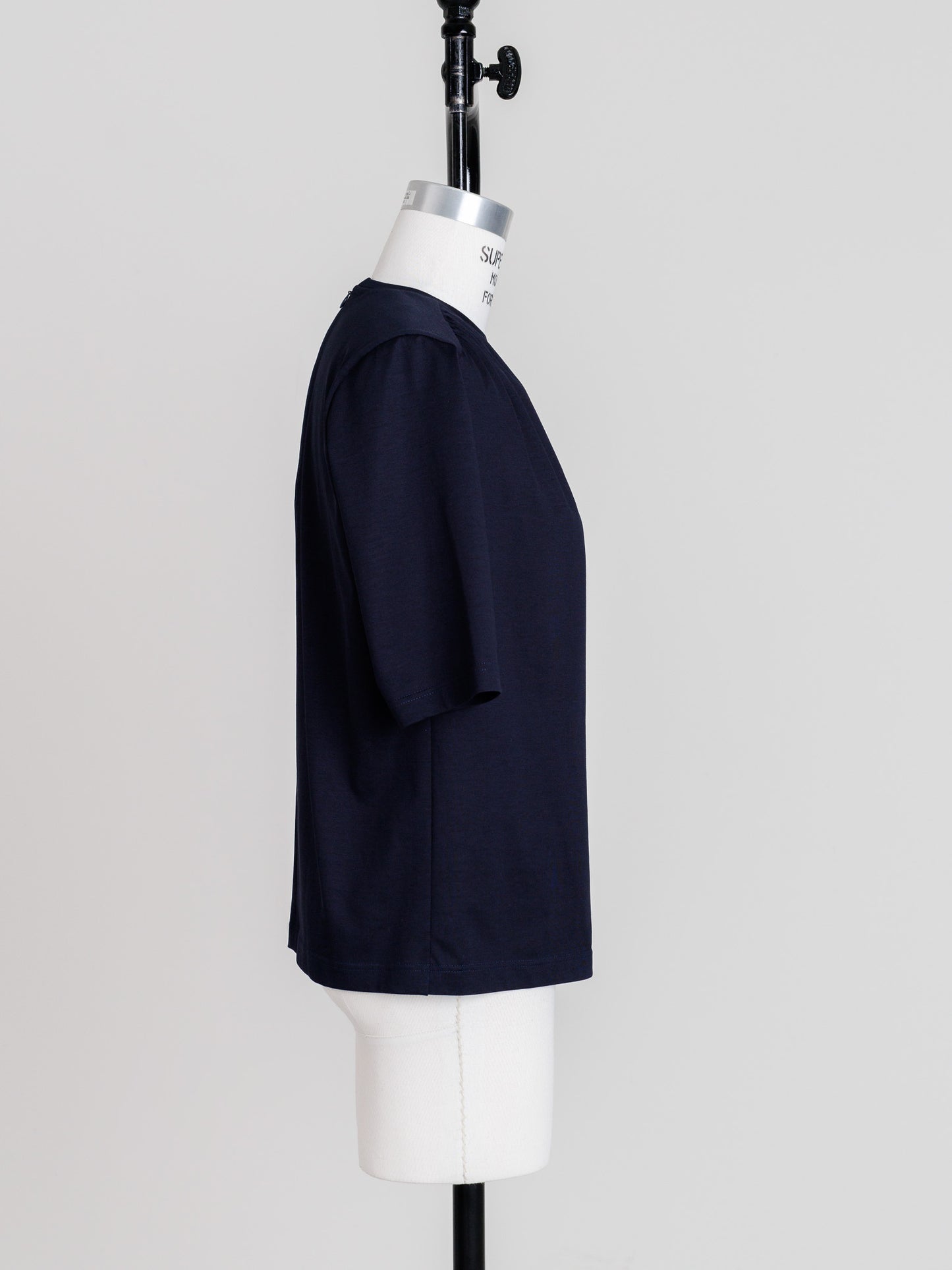 【PRE ORDER】Pamela / first class T shirt