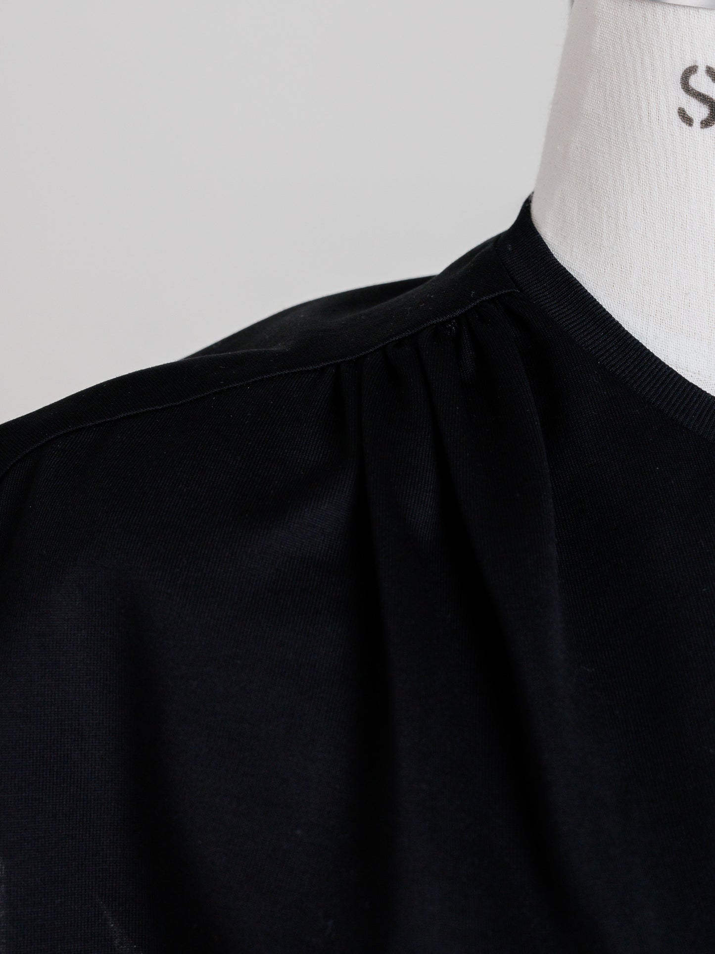 【PRE ORDER】Mel / first class change sleeve T shirt