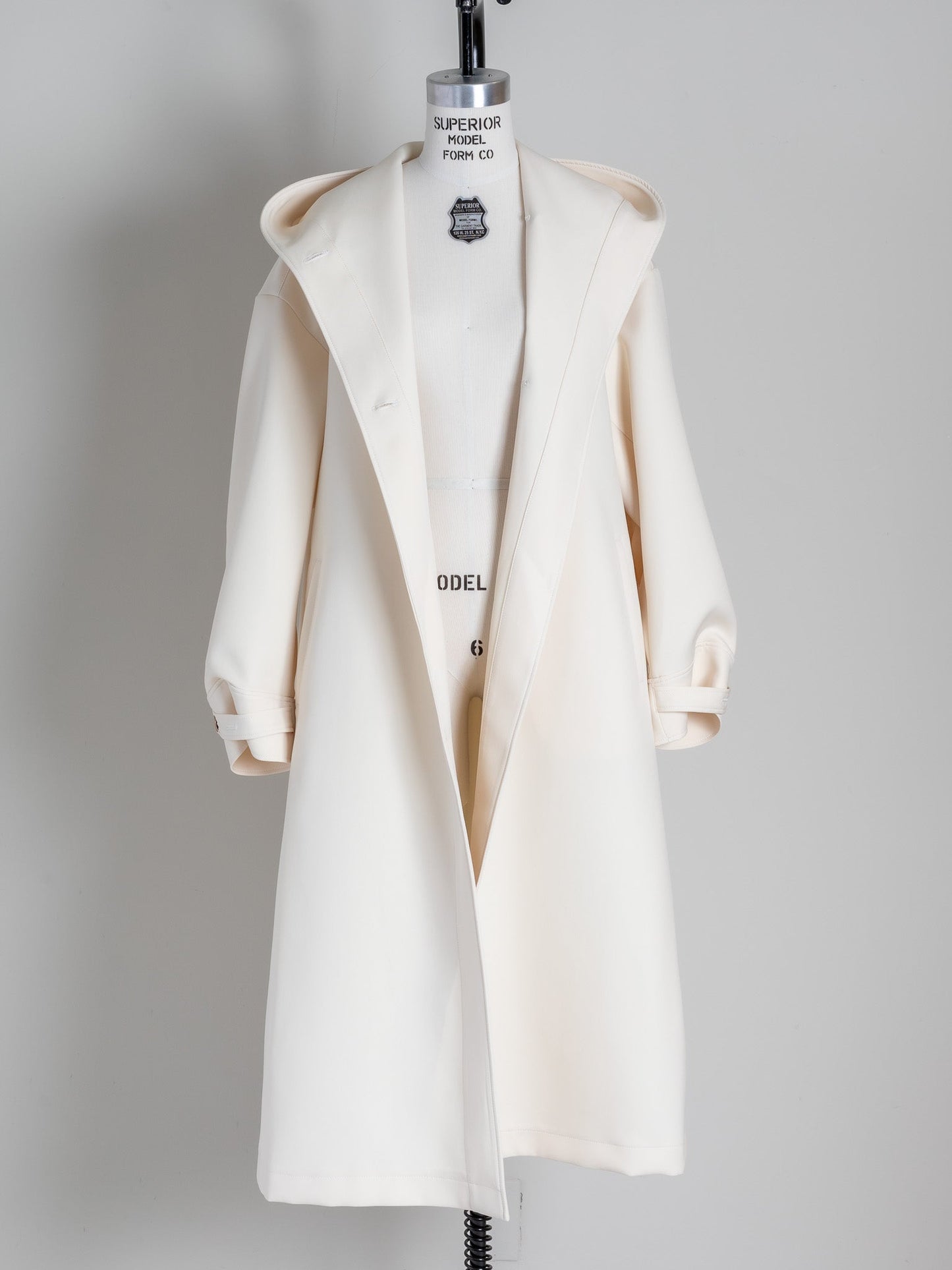 Irene / switch neck feather long coat (perl/midnight/noir)