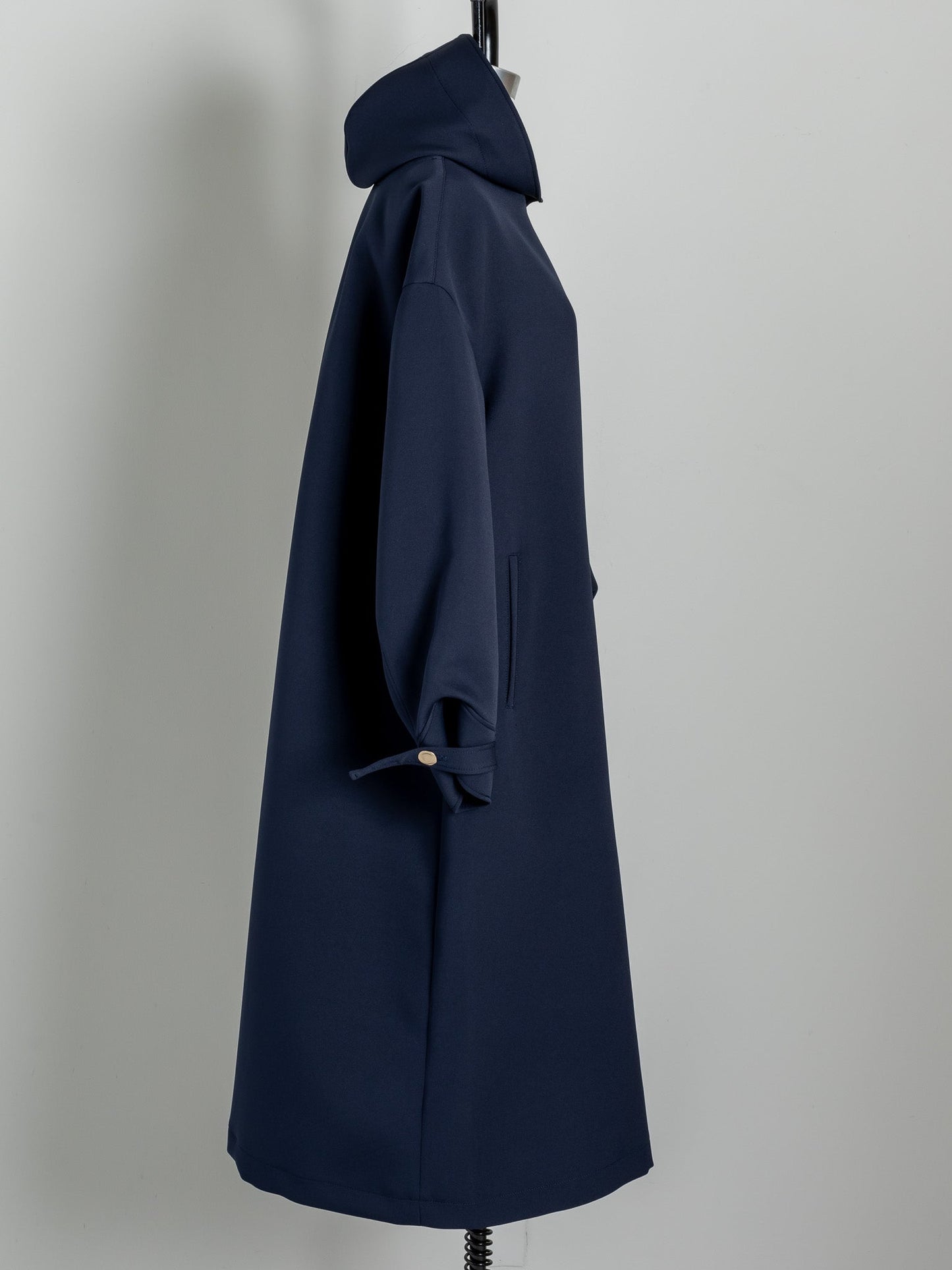 Irene / switch neck feather long coat (perl/midnight/noir)