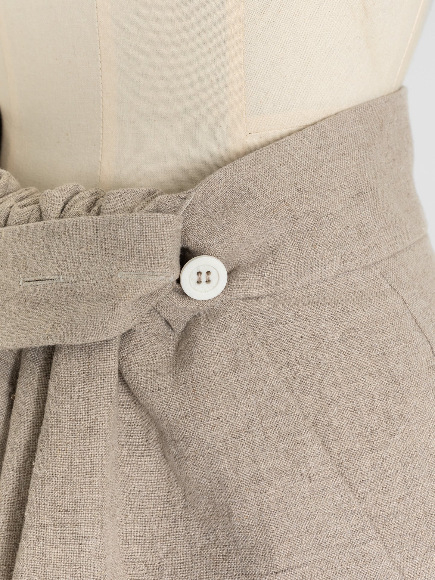 Nina / squeeze linen skirt (sand/carbon/cloud)