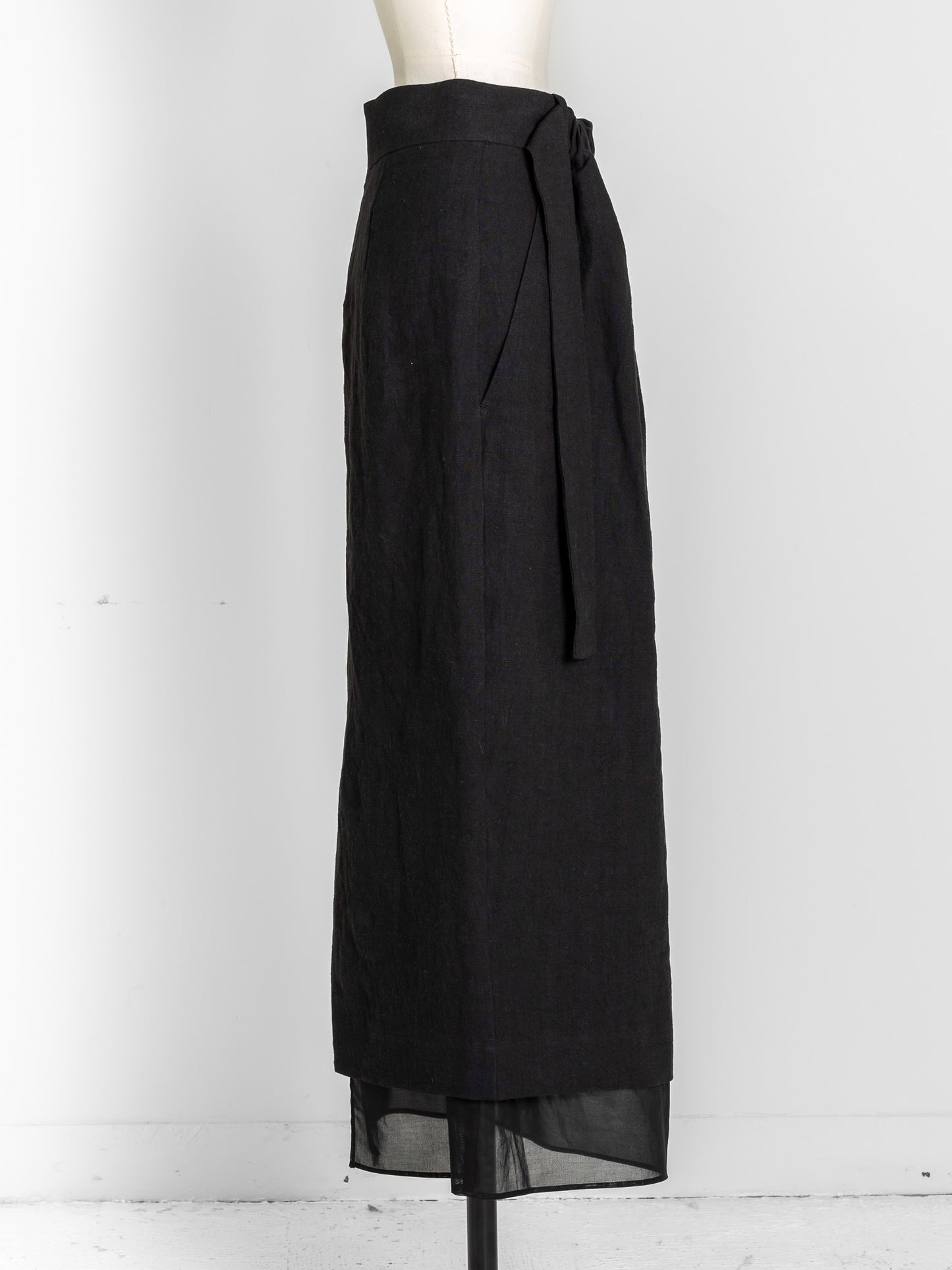 Nina / squeeze linen skirt (sand/carbon/cloud)