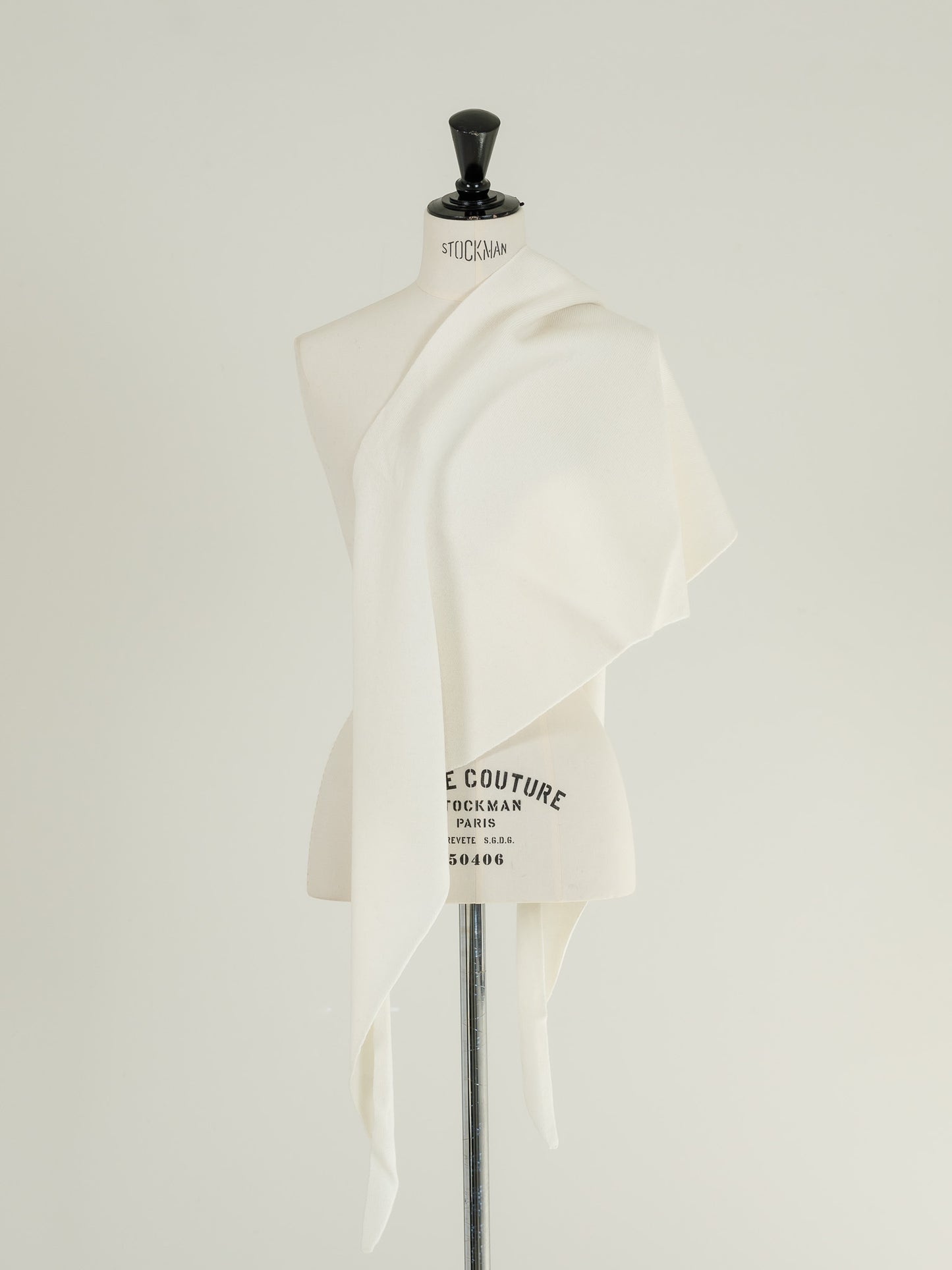 Dorothy/triangle scarf