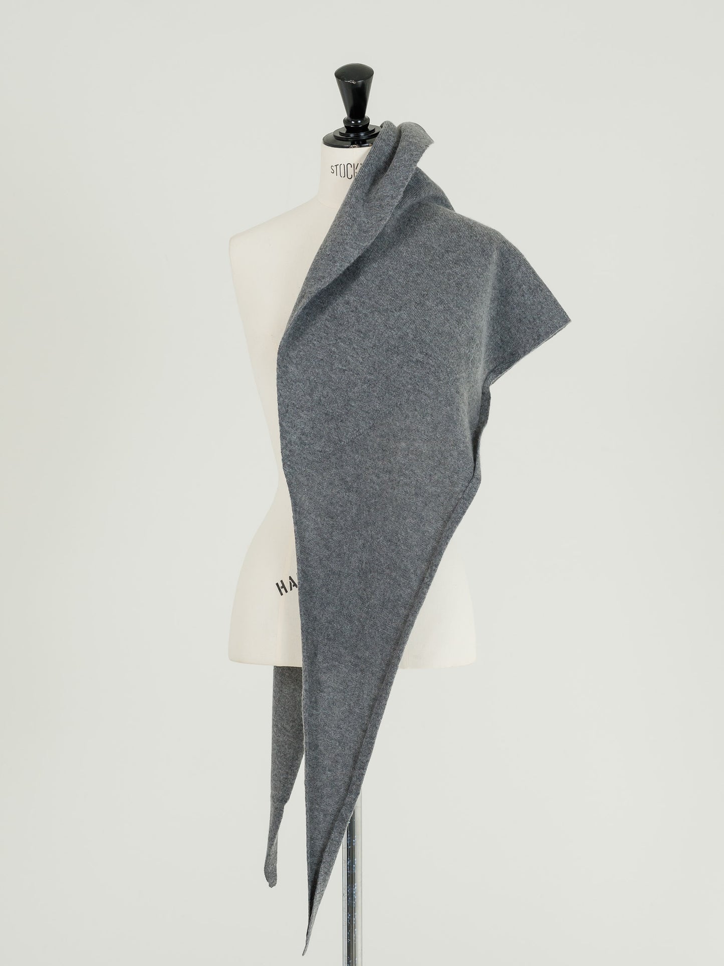 Dorothy/triangle scarf