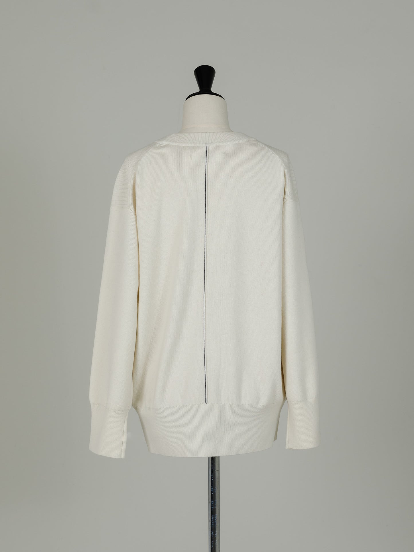 Kalyn/back line crew neck sweater