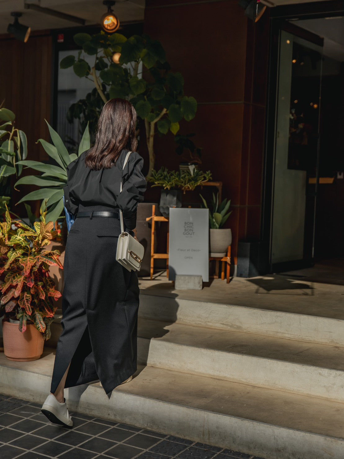 【予約販売】Hope / deres thomas maison cotton drape blouse (BLACK/OFF-WHITE)