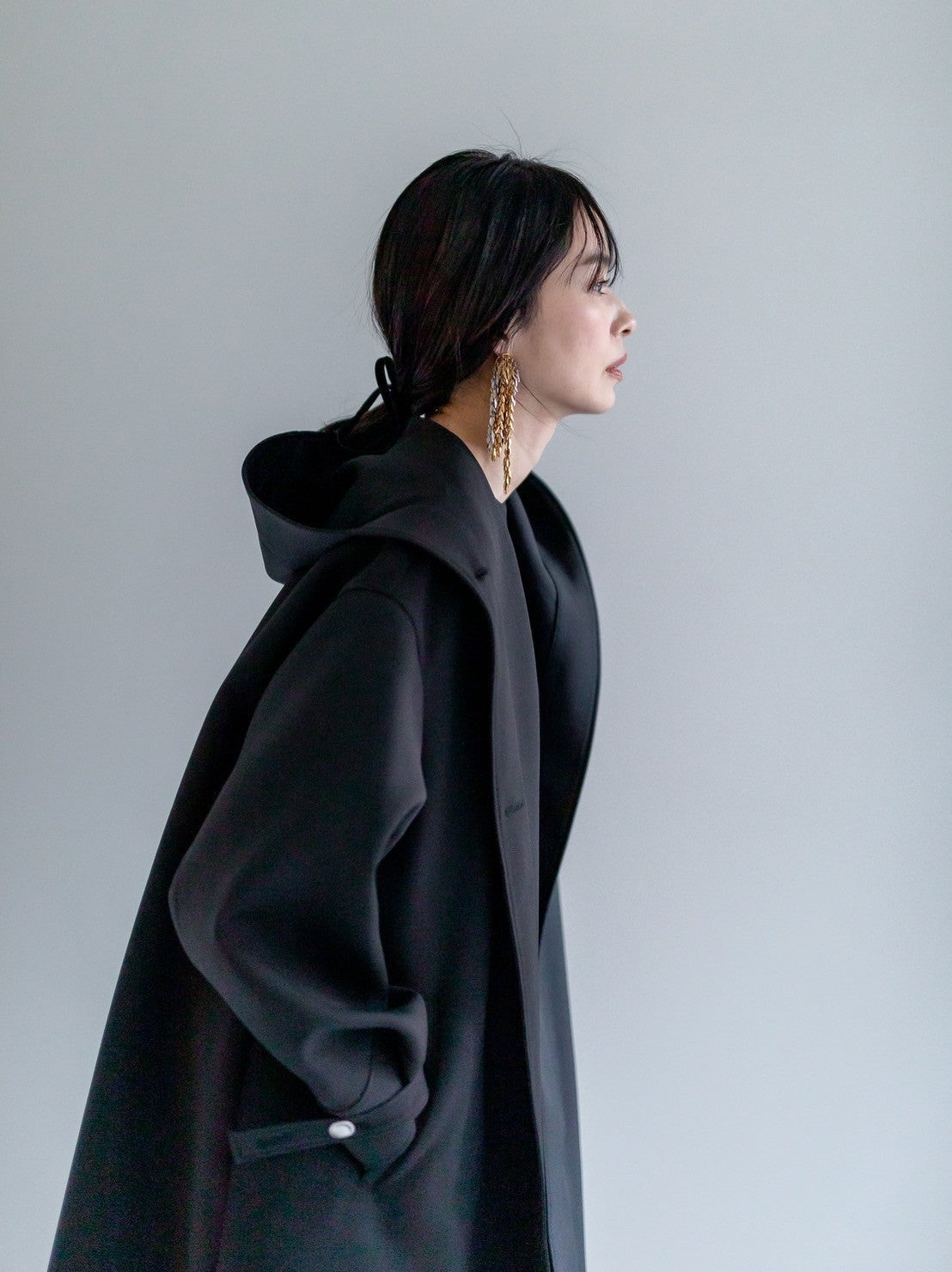 Irene / switch neck feather long coat (perl/midnight/noir)