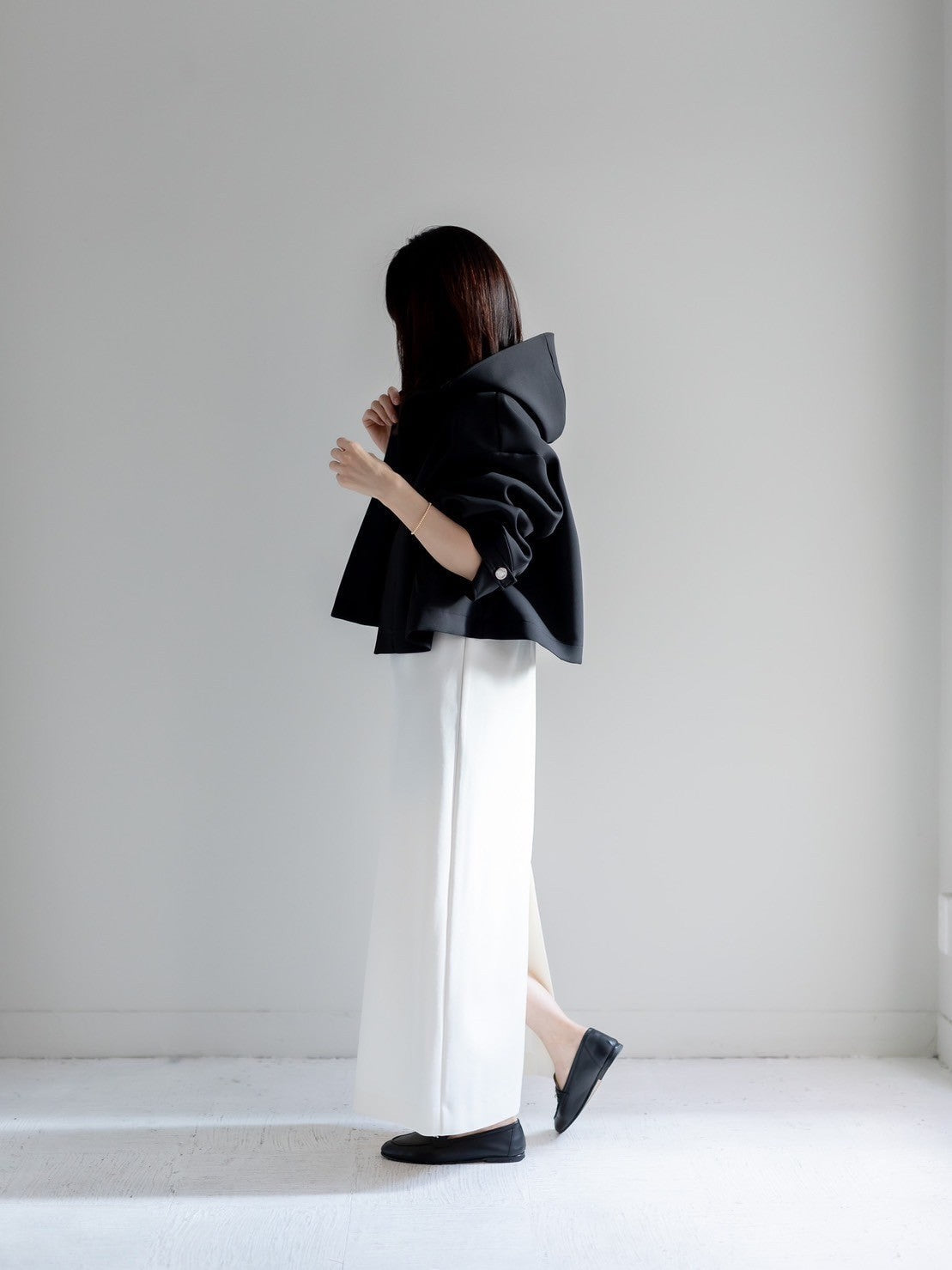 Violetta / switch neck feather short coat (perl/midnight/noir)