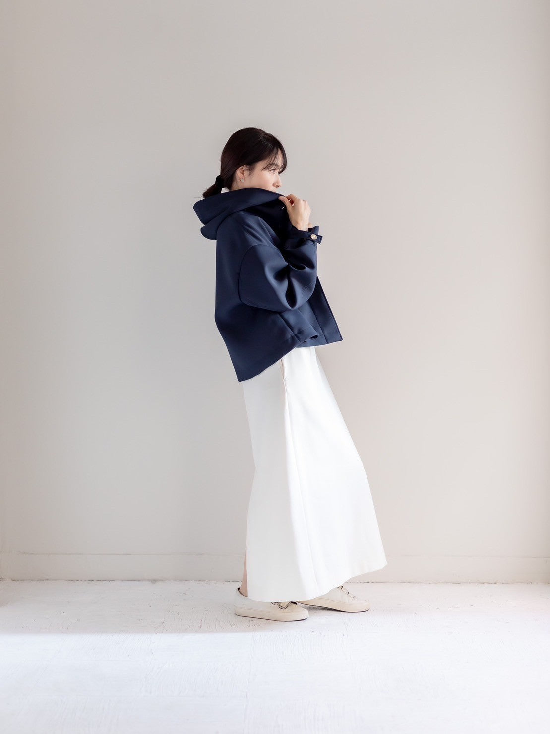 Violetta / switch neck feather short coat (perl/midnight/noir)