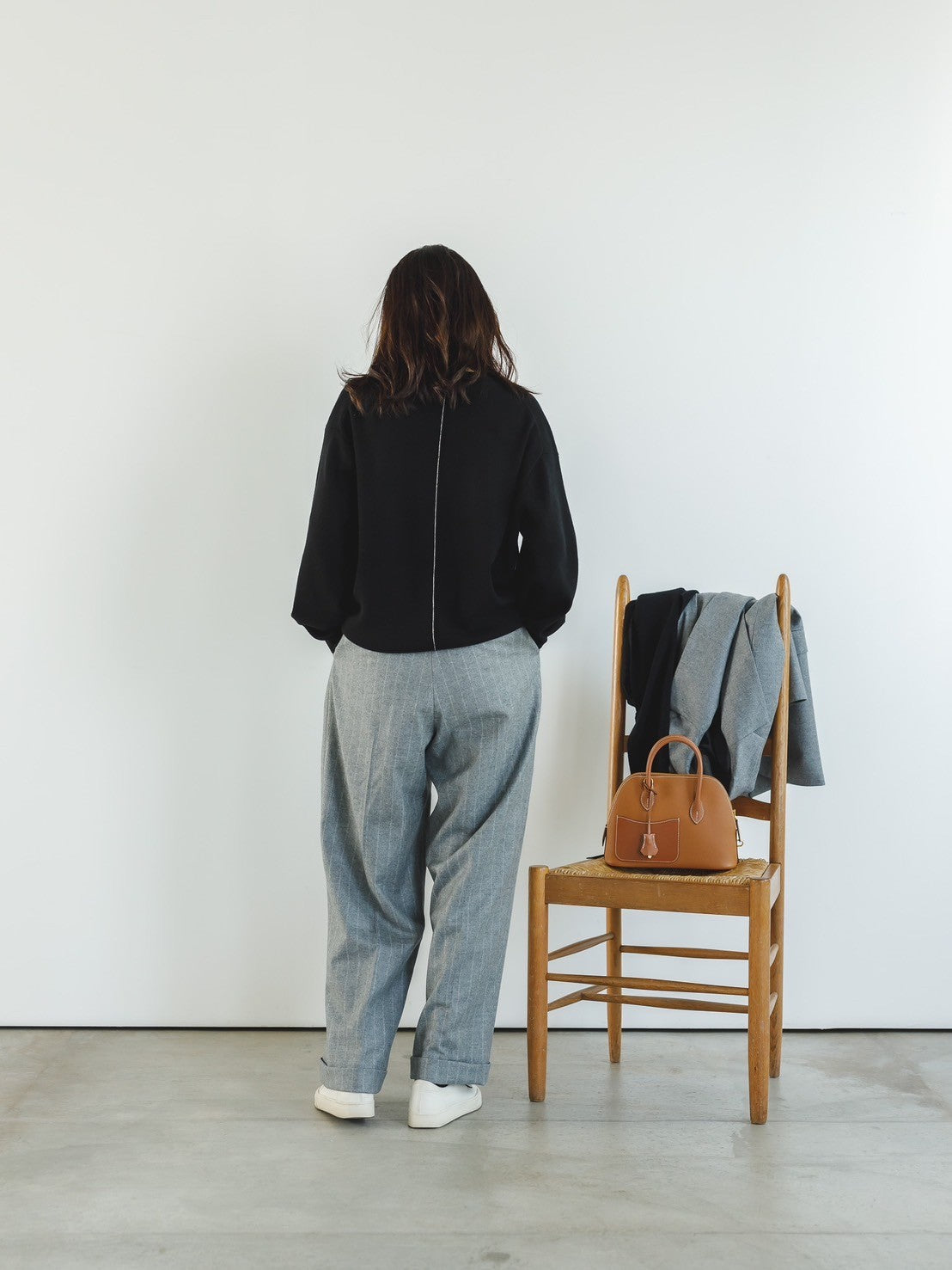 Kalyn/back line crew neck sweater