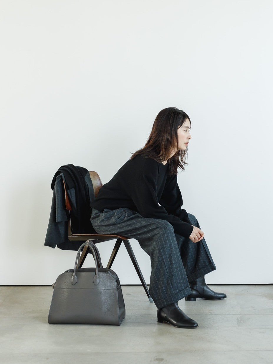 Kalyn/back line crew neck sweater