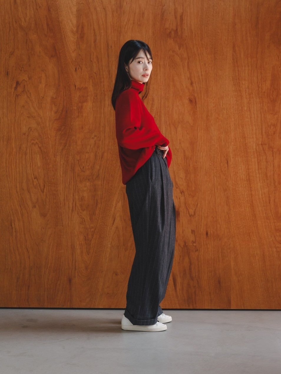 Ashley/back line turtle neck sweater