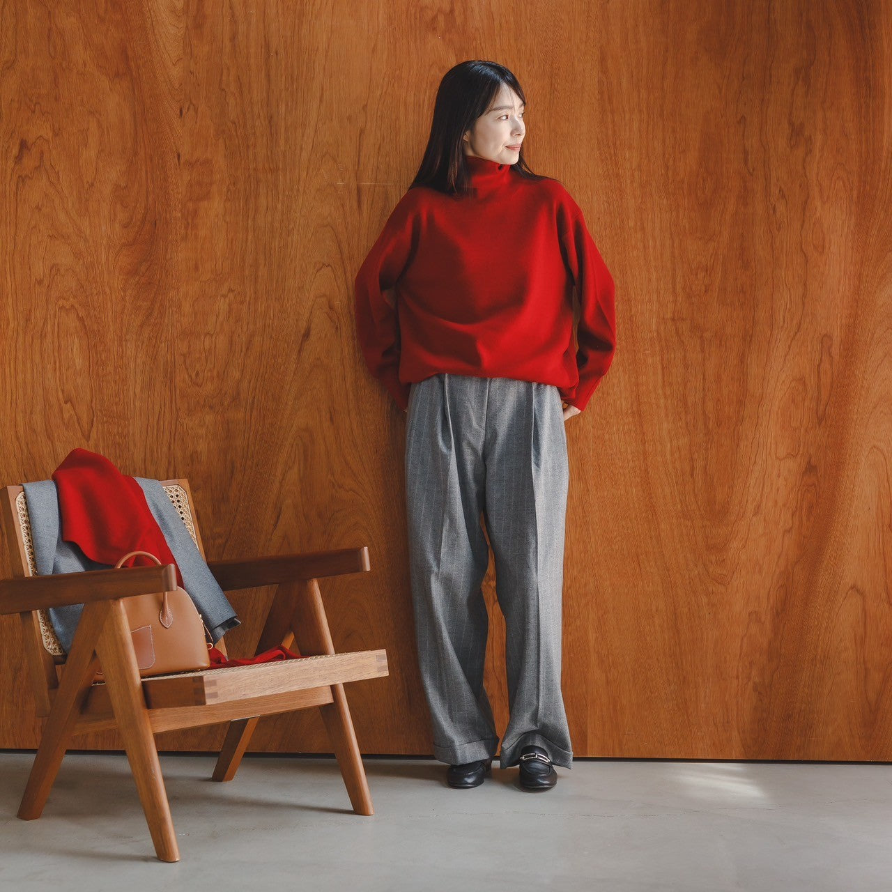 Ashley/back line turtle neck sweater