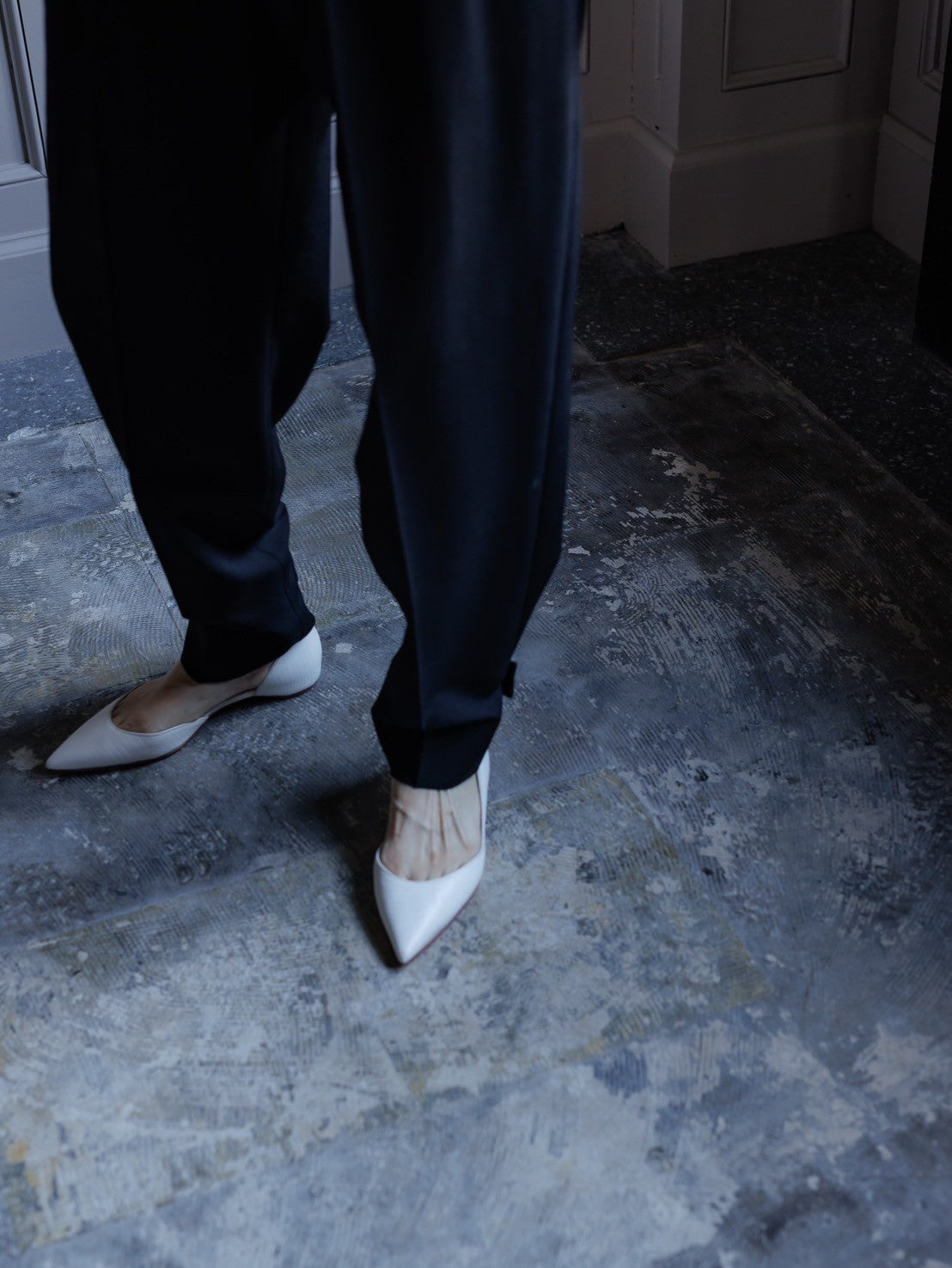 Odessa/back belt pants