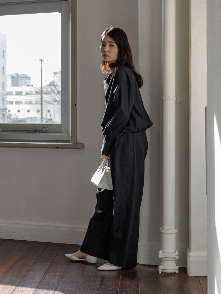 Natalie/bottle neck drape blouse
