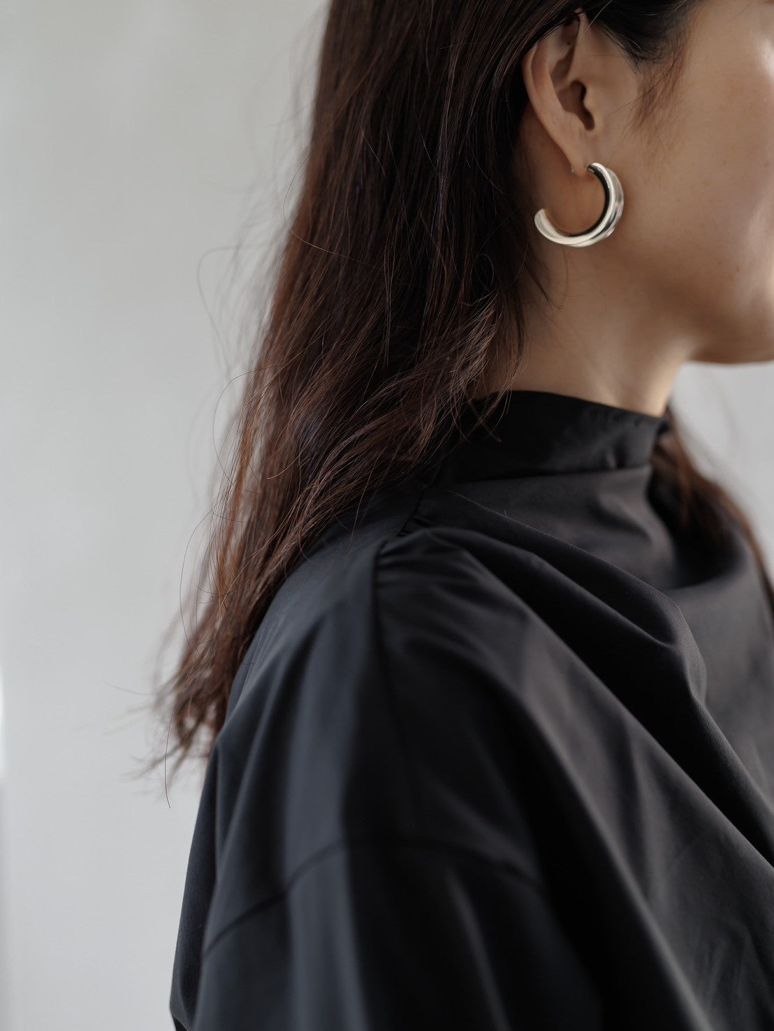 Natalie/bottle neck drape blouse