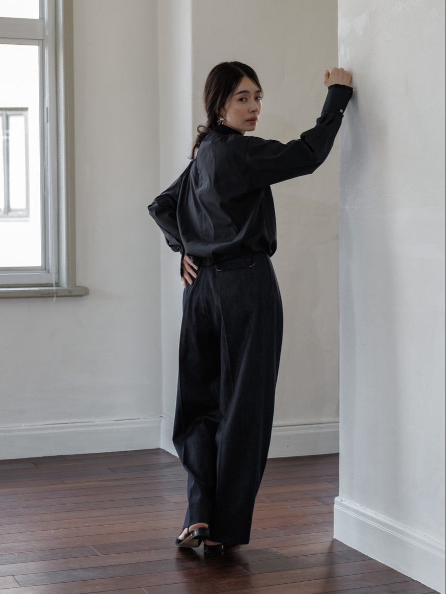 Natalie/bottle neck drape blouse