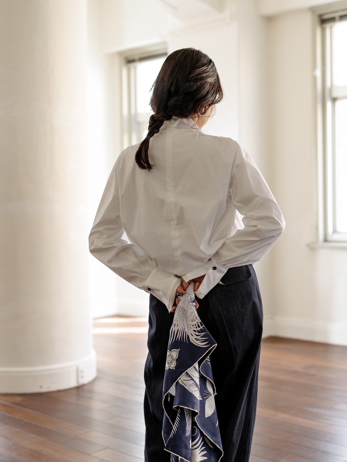 Natalie/bottle neck drape blouse