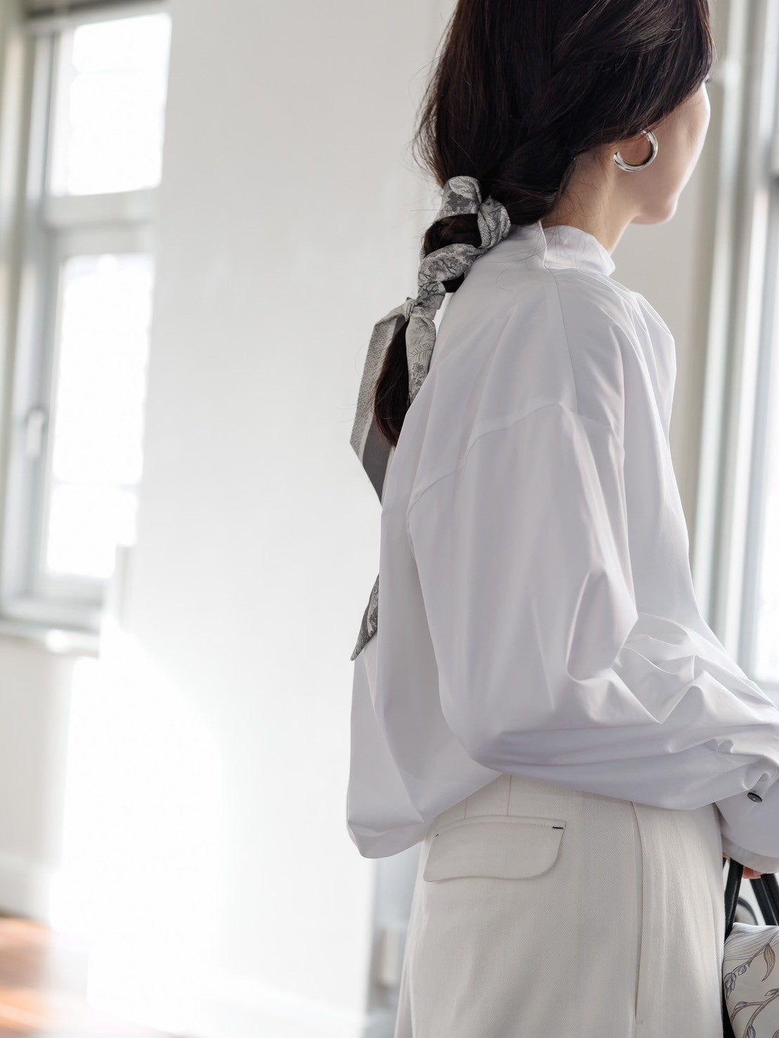 Natalie/bottle neck drape blouse