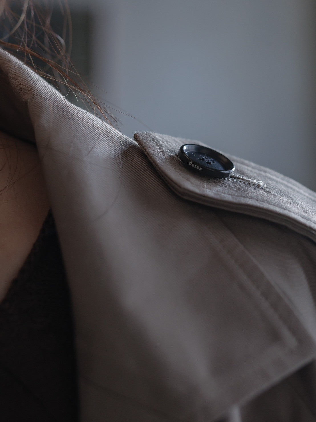 Winona/weightlessness silk trench coat