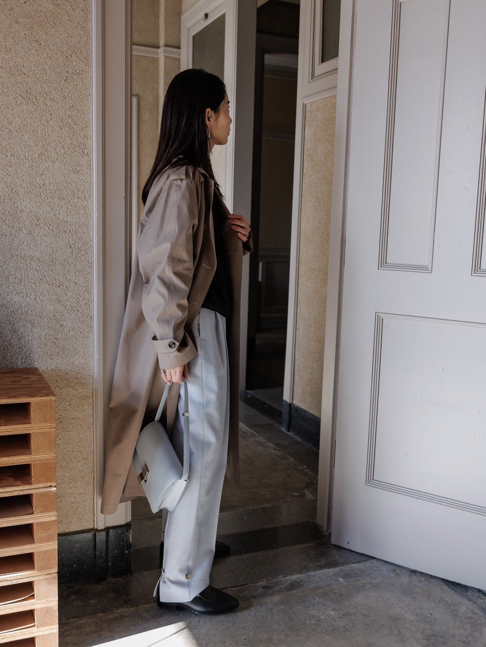 Winona/weightlessness silk trench coat