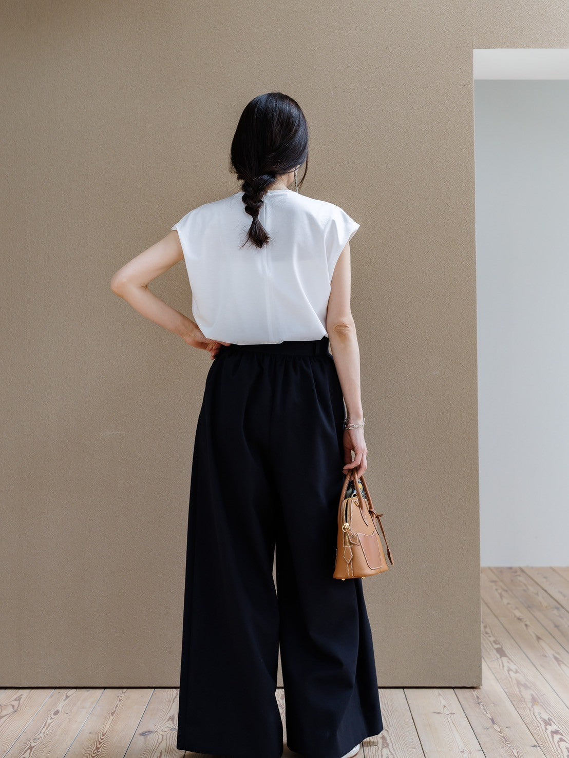 【PRE ORDER】Mel / first class change sleeve T shirt