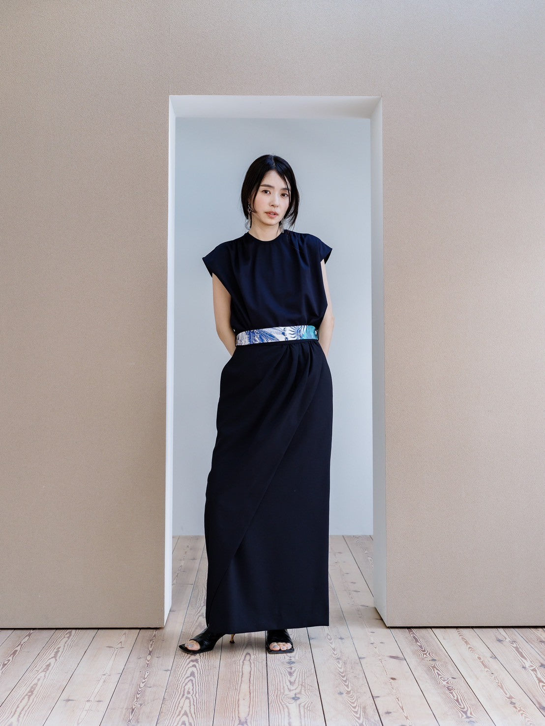 【PRE ORDER】Mel / first class change sleeve T shirt