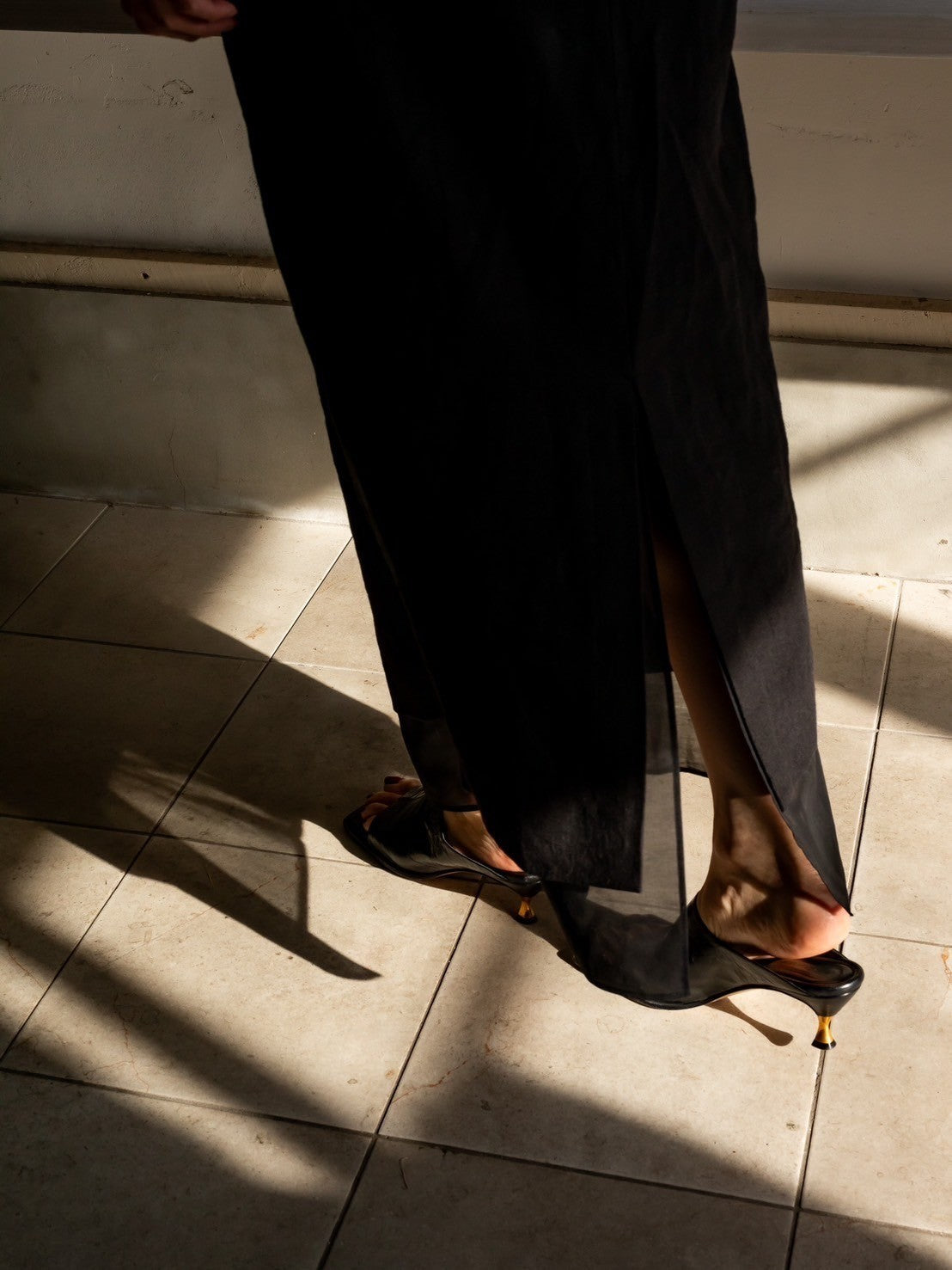 Nina / squeeze linen skirt (sand/carbon/cloud)