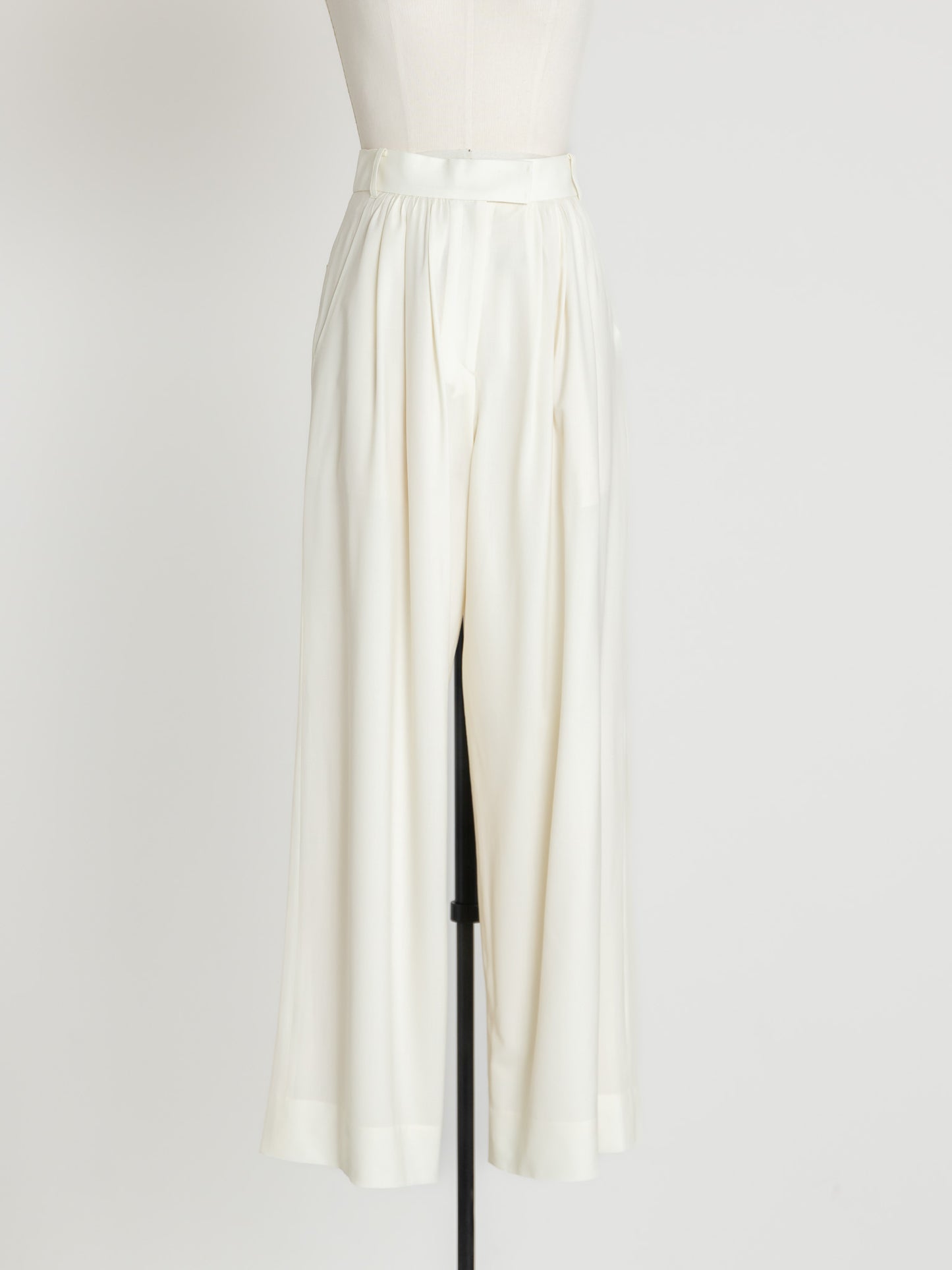 【PRE ORDER】Chris / soft gather pants