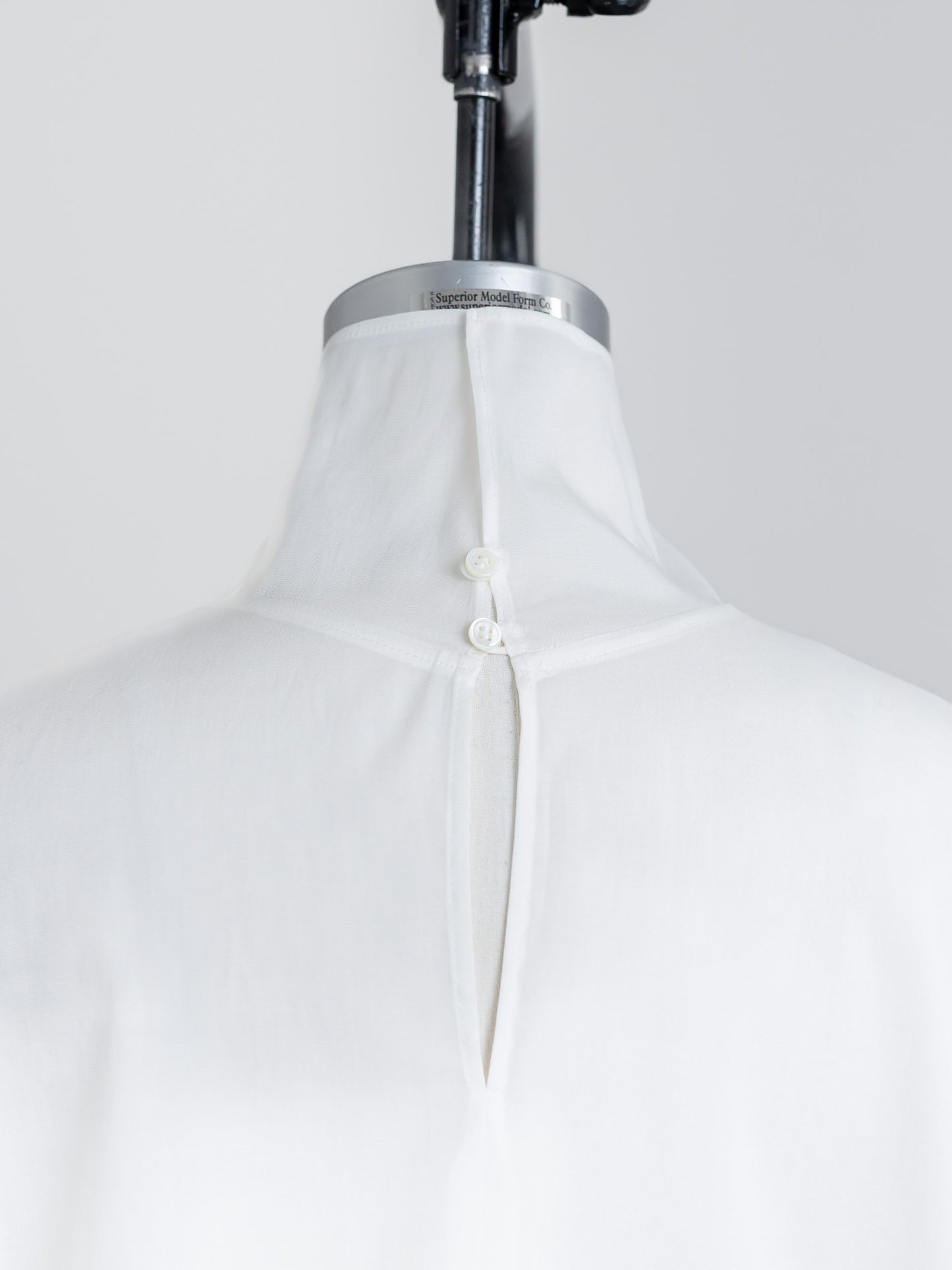 【ORDER】Dwight / sheer high neck dual blouse