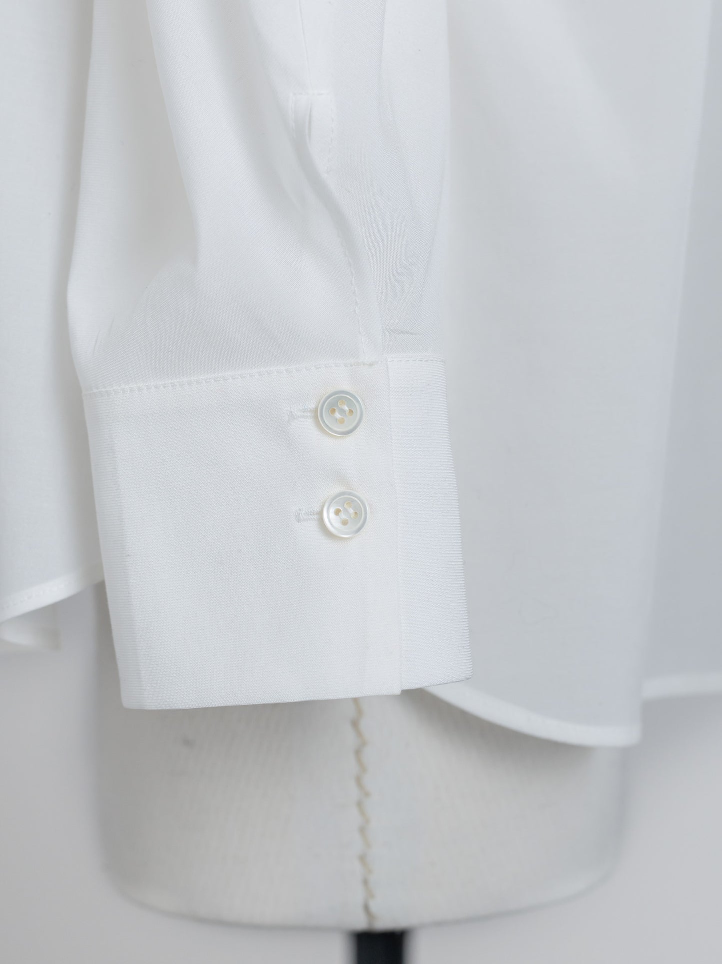 【ORDER】Dwight / sheer high neck dual blouse