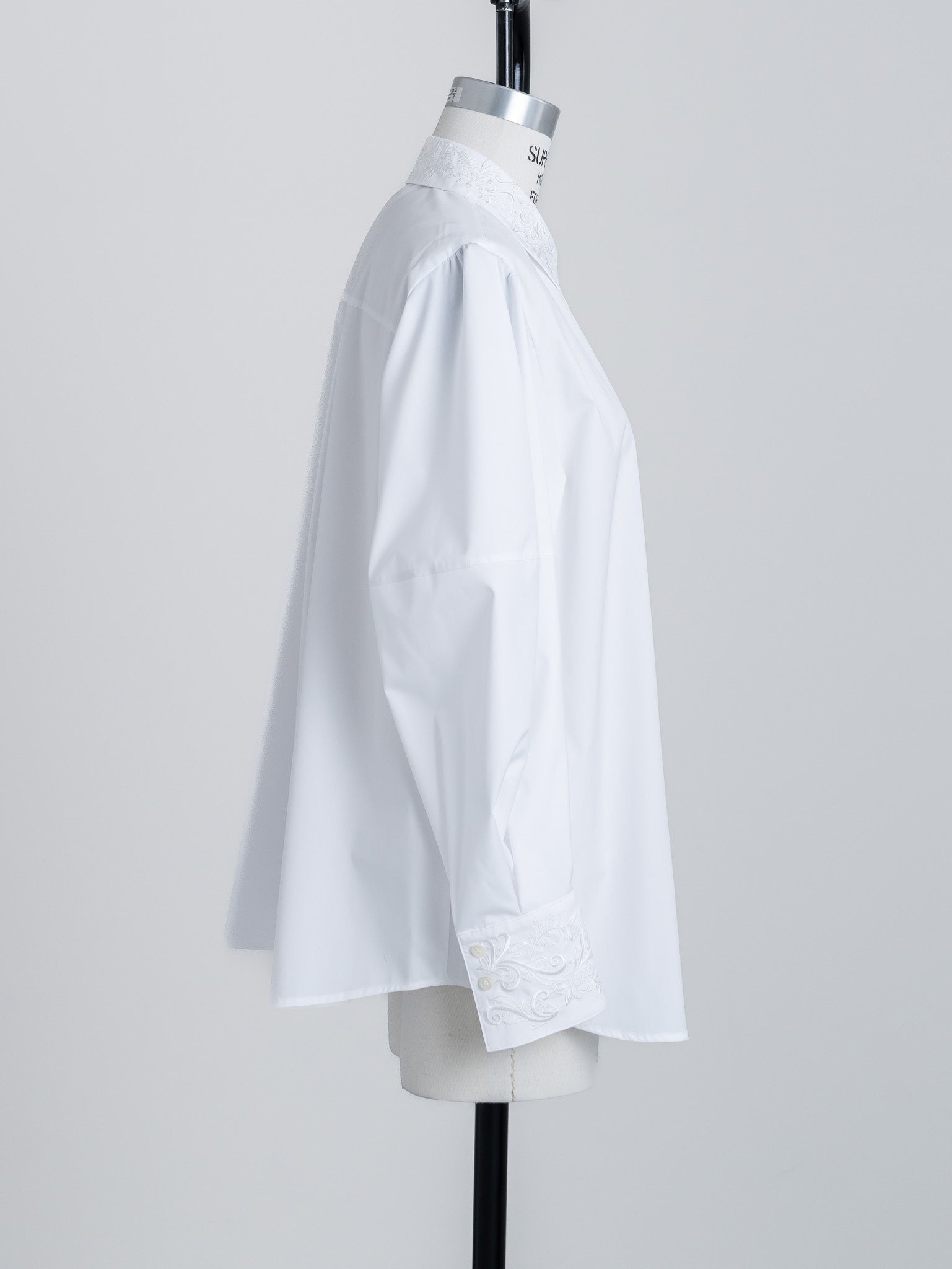 ORDER】Maya / original embroidery blouse – deres.online