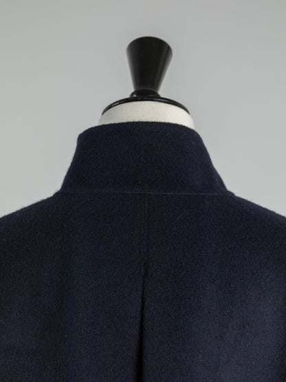 Sarah/short triangle coat