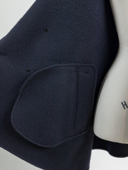 Sarah/short triangle coat