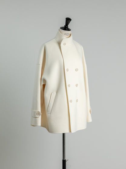 Sarah/short triangle coat