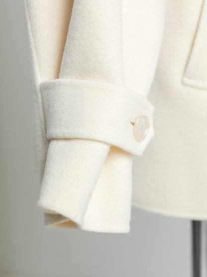 Sarah/short triangle coat