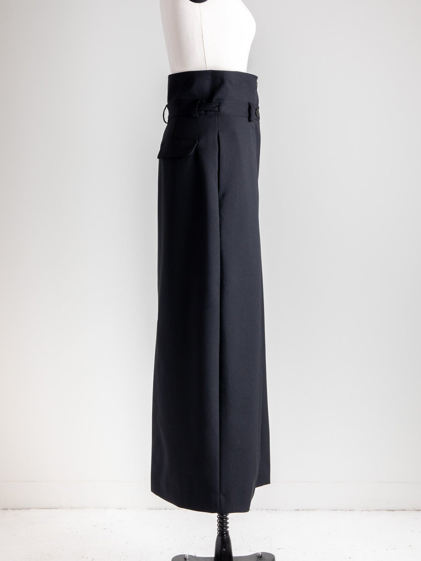 Greta / first step skirt (BLACK/OFF-WHITE)