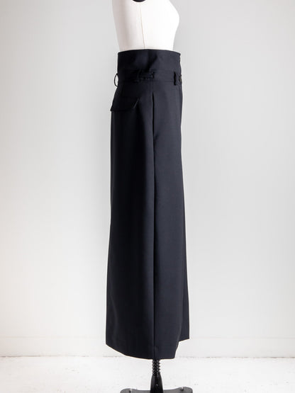 Greta / first step skirt （BLACK/OFF-WHITE)