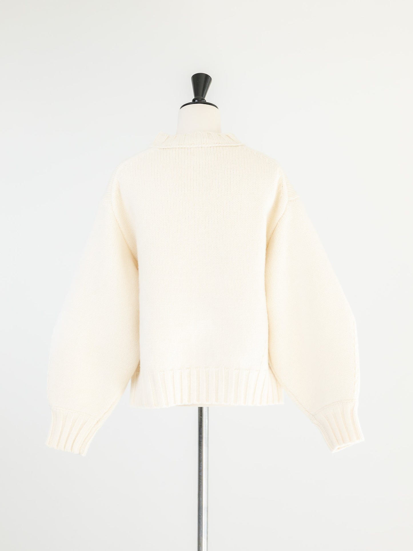 Adele/only one sweater