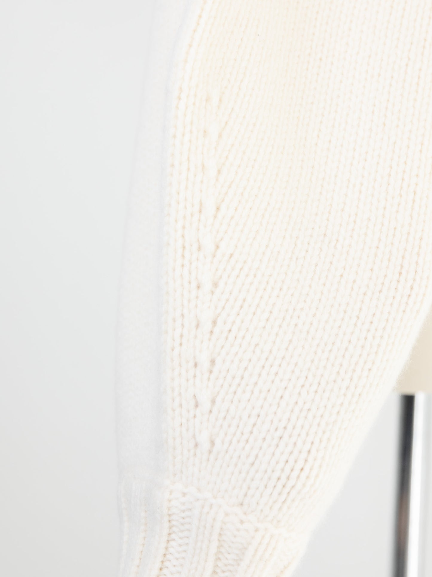 Adele/only one sweater