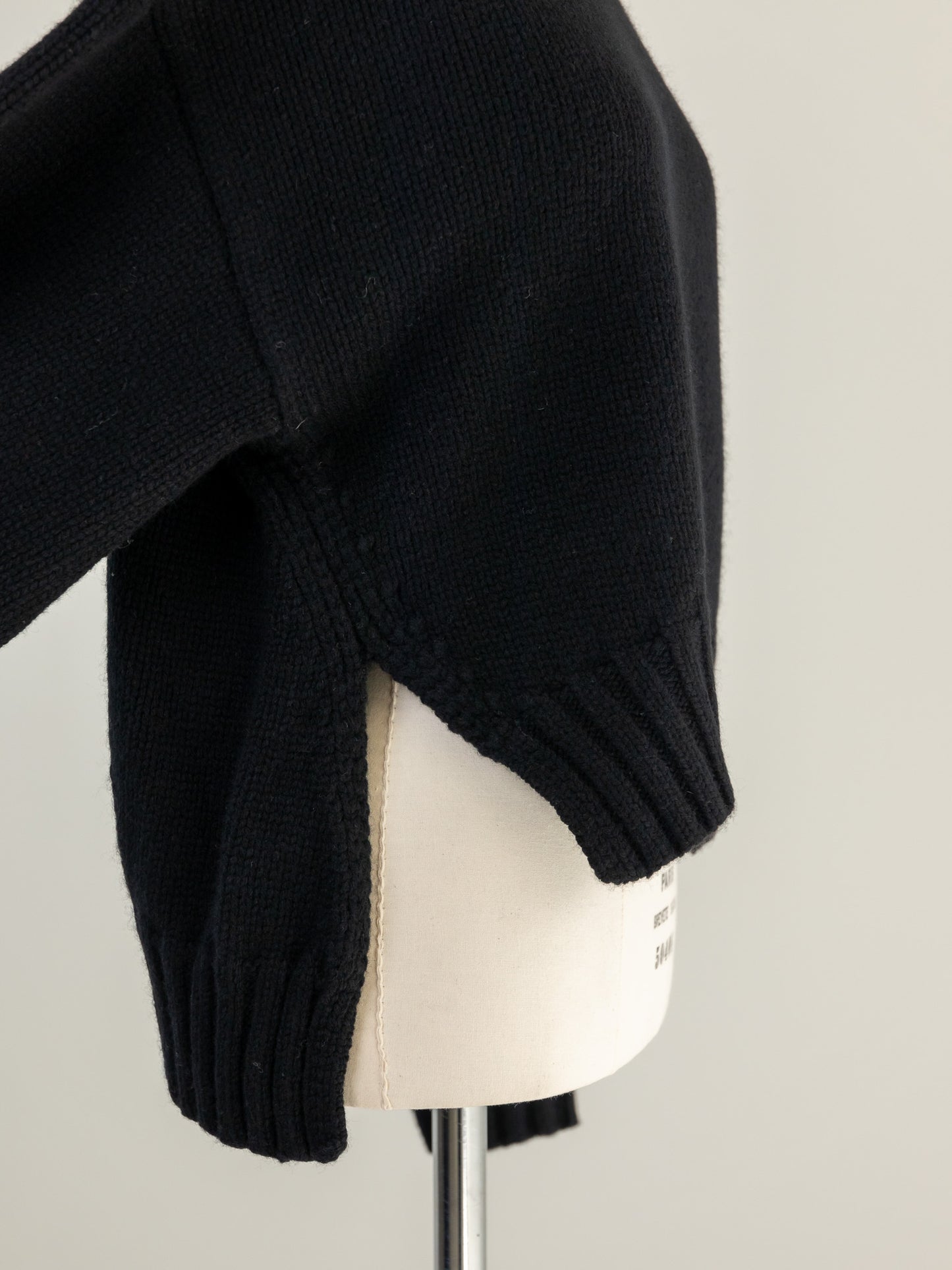 Adele/only one sweater