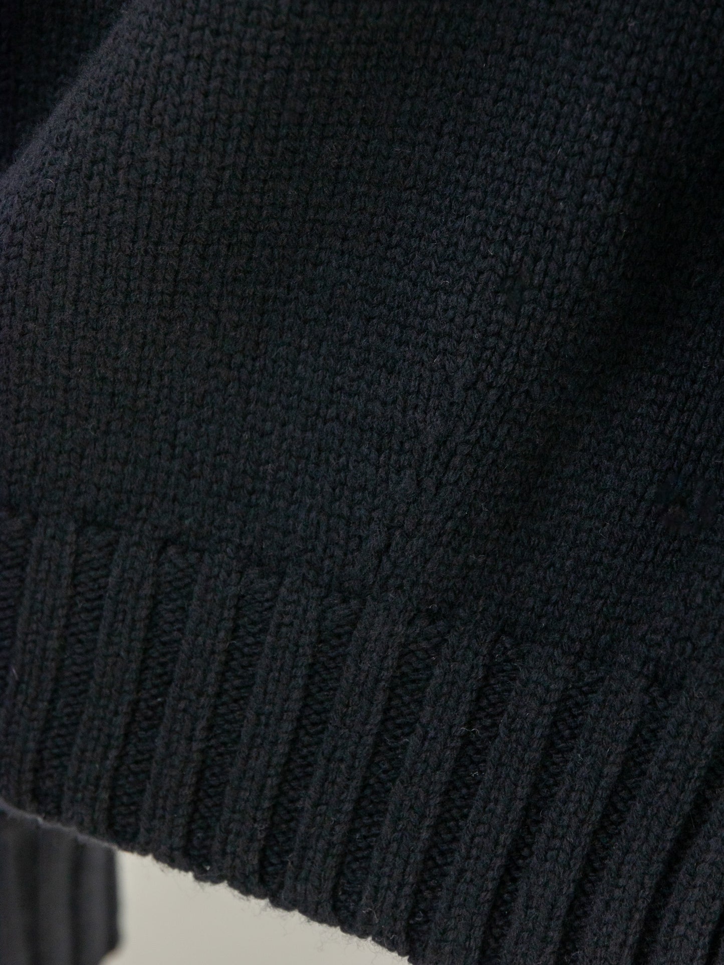 Adele/only one sweater