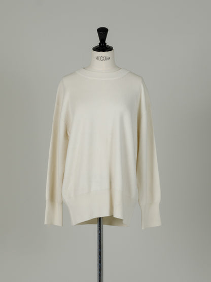 Kalyn/back line crew neck sweater