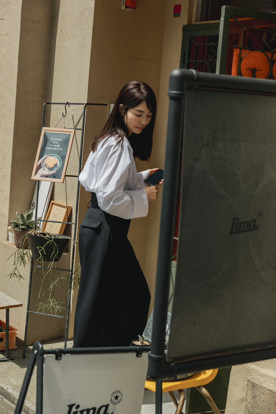 Hope / deres thomas maison cotton drape blouse (BLACK/OFF-WHITE)