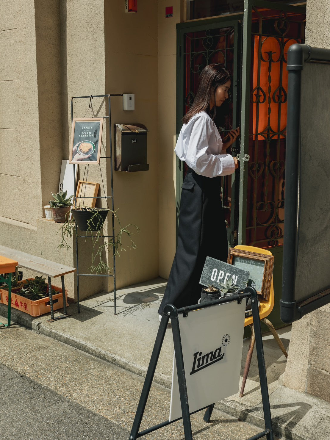 Greta / first step skirt (BLACK/OFF-WHITE)