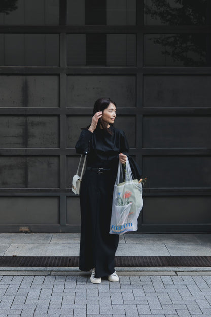 【予約販売】Hope / deres thomas maison cotton drape blouse （BLACK/OFF-WHITE）