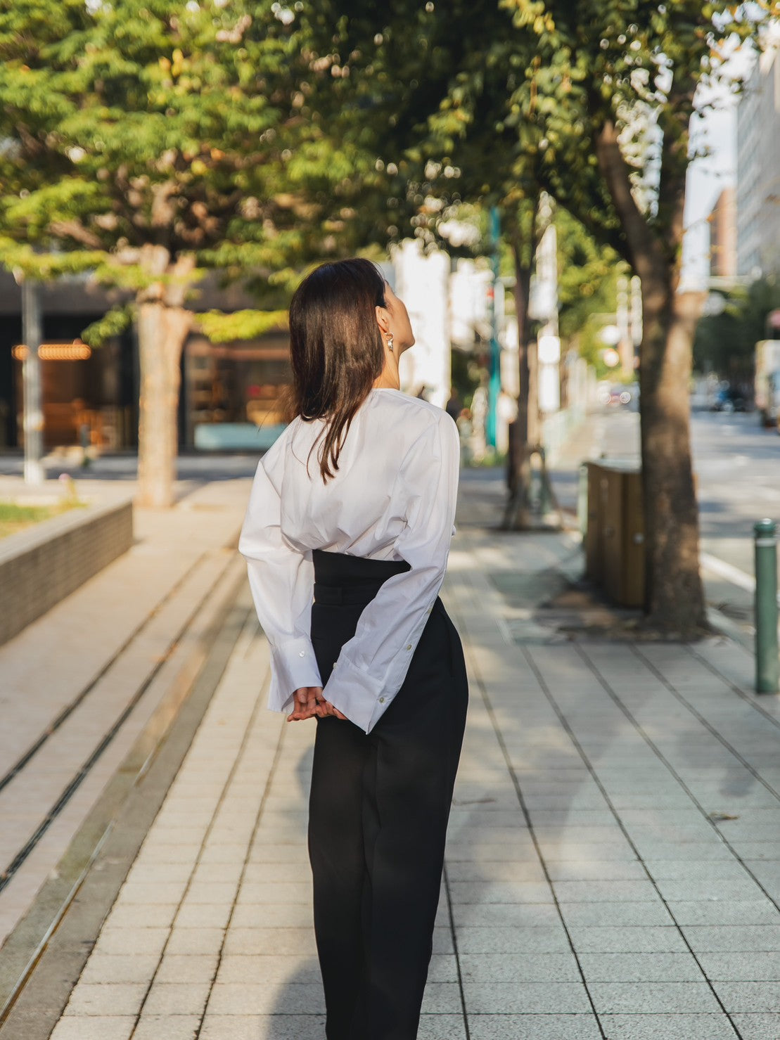 Hope / deres thomas maison cotton drape blouse (BLACK/OFF-WHITE)