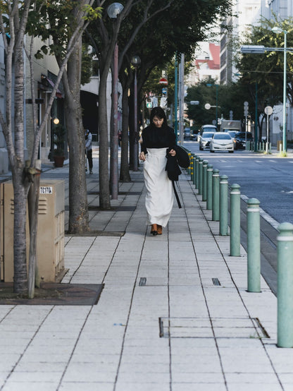【予約販売】Hope / deres thomas maison cotton drape blouse （BLACK/OFF-WHITE）