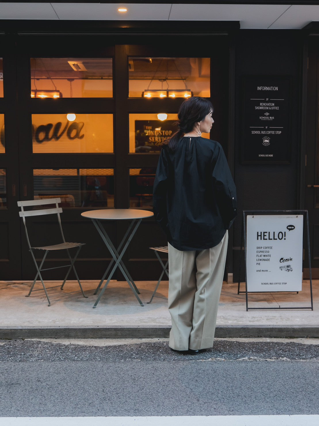 Hope / deres thomas maison cotton drape blouse (BLACK/OFF-WHITE)